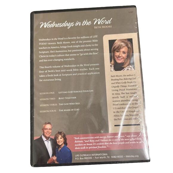 Wednesdays In The Word By Beth Moore (Vol 4) Bible Teachings Life Today (4 CDs)! - Picture 2 of 3